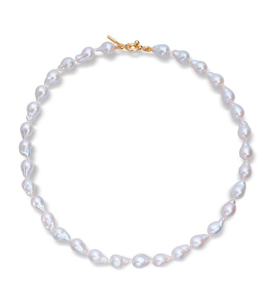 CLASSIC BAROQUE NECKLACE