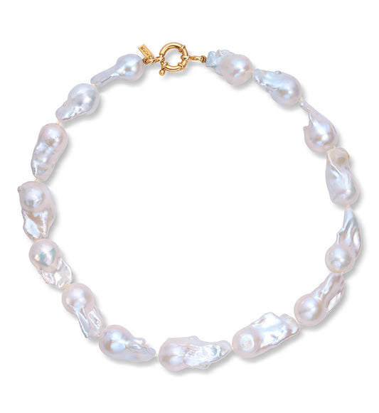 QUEEN BAROQUE NECKLACE